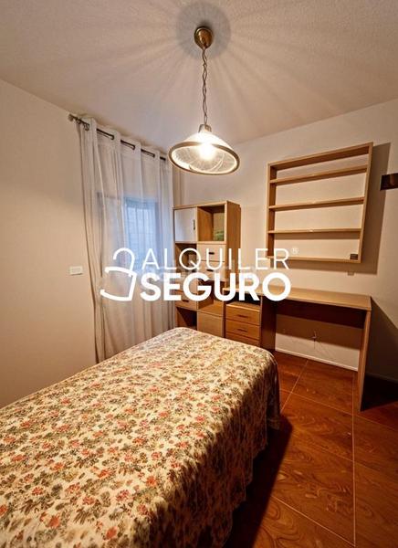 Foto bcf04363-74d5-4f69-a7f2-8d65ce6e4ab0. Alquiler piso  pl. de tuy en Pilar Madrid