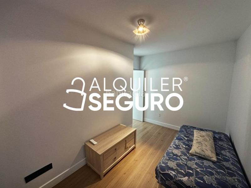 Foto 2c43873d-0a85-45a3-82fb-19e2c90bd837. Alquiler piso  pso. p. de sta. maría de la cabeza en Madrid