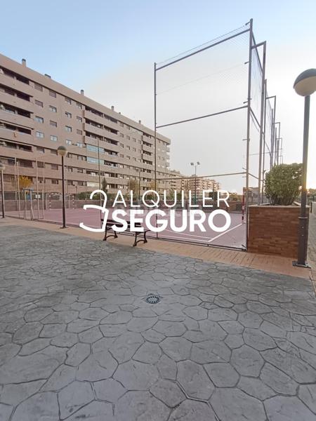 Foto 13a614ca-82b1-4ed0-87f9-a6822cd724df. Alquiler piso  c doménico veneciano en El Quiñón Seseña