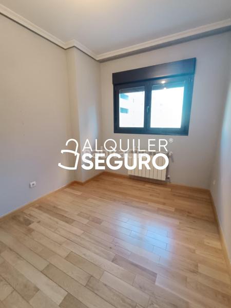 Foto 3b747c98-d2d5-4287-9c1f-7ea27e8ef9ed. Location appartement avec chauffage parking piscine dans Seseña