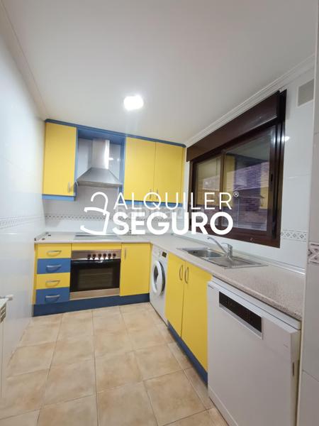 Foto 2fd4b962-ae08-41c8-a4c8-8ca50732c35a. Rent flat with heating parking pool in El Quiñón Seseña