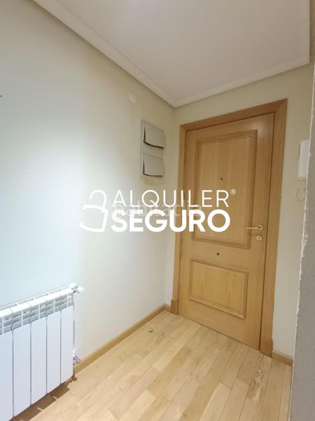 Foto fc6e2587-f452-40ad-8c3a-b9c1dfc37b6c. Rent flat with heating parking pool in El Quiñón Seseña