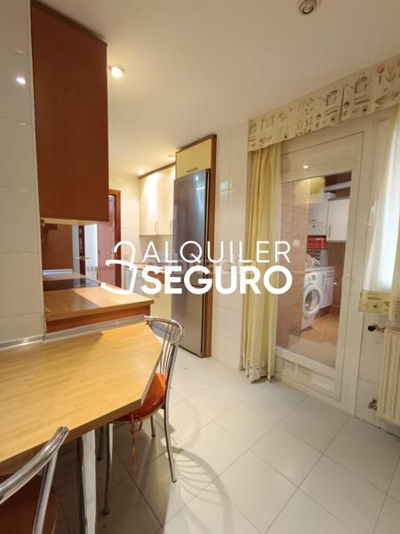 Foto 54053deb-53e0-477f-b124-03fc01eff0ac. Alquiler piso  av. de carmen martín gaite en Leganés norte Leganés