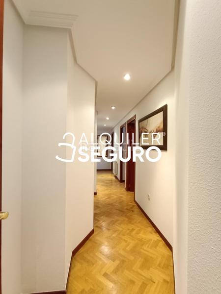 Foto 6b10ecf4-d042-447f-9244-4263d711d8eb. Rent flat with heating parking in Leganés norte Leganés