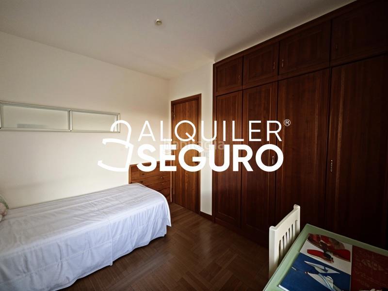 Foto 9beea28d-9a2d-4276-9f26-651b4bfec949. Alquiler piso  c de ginzo de límia en Pilar Madrid