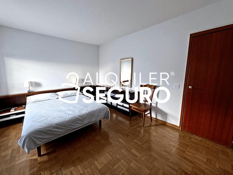 Foto ba68f1a0-d218-4c48-bd8e-a510d6725467. Alquiler piso  c de ginzo de límia en Pilar Madrid