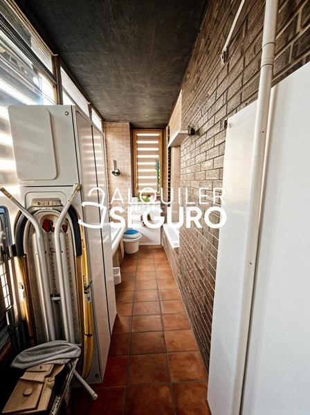 Foto 0721c550-ca8f-41ee-a081-96a2dba2c314. Location appartement avec chauffage parking dans Pilar Madrid