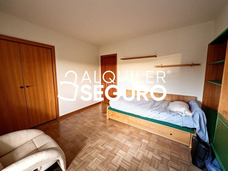 Foto 8fae4610-3304-4939-b2a0-19668023dce9. Rent flat with heating parking in Pilar Madrid