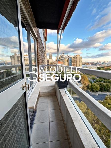 Foto b5186cd9-2cff-4e9f-8503-ed7d6dce0dcb. Rent flat with heating parking in Pilar Madrid