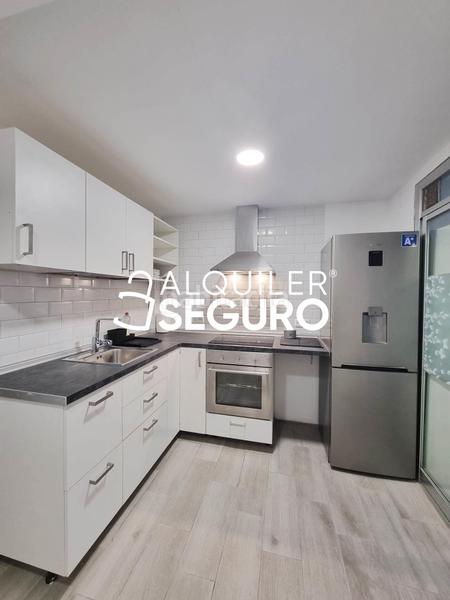 Foto 4596509e-b1e5-4523-b670-be2db7c9f4c1. Location appartement avec chauffage piscine dans Parque de la Coruña-Las Suertes Collado Villalba