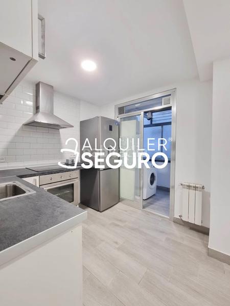 Foto f6109d7c-ff93-4ec9-bcee-c75203eb88ae. Location appartement avec chauffage piscine dans Parque de la Coruña-Las Suertes Collado Villalba