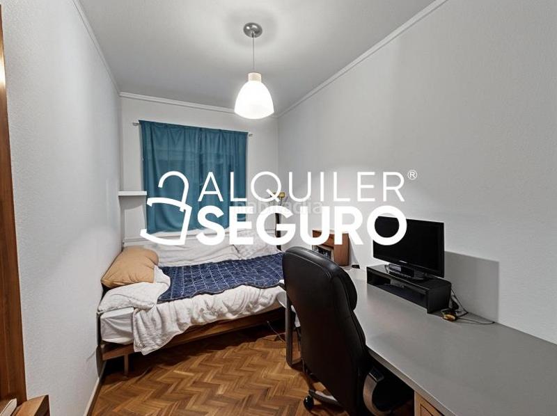 Foto b142e6f7-fbb1-4391-bf29-3dc5e4958a3e. Rent flat in Entrevías Madrid