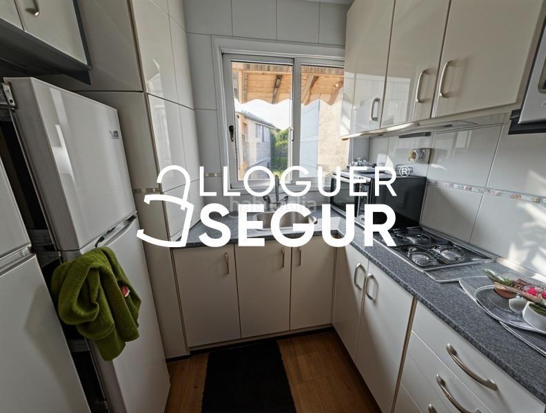 Foto fb7af886-79bd-468c-9367-70051ba70171. Affitto appartamento in Can Mariner Santa Coloma de Gramenet