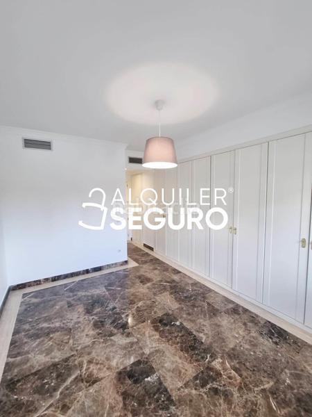 Foto c9d45aae-61ae-4eb9-851f-860c5f7e846e. Affitto appartamento con riscaldamento parcheggio piscina in Majadahonda