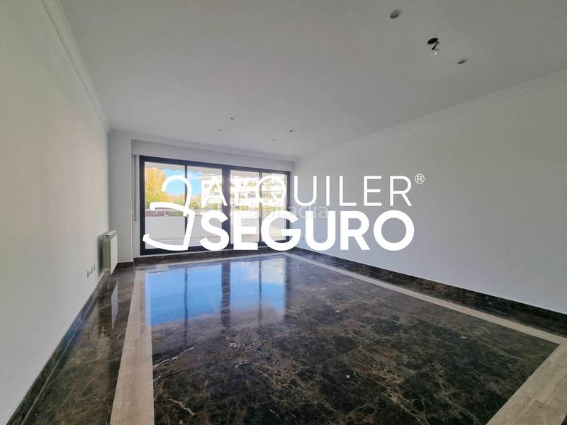 Foto ff33306c-a17c-4837-92f1-b99e020531d8. Affitto appartamento con riscaldamento parcheggio piscina in Majadahonda