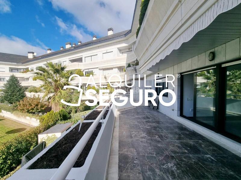 Foto cffc7b24-e0e1-4535-94fd-4d1bfbc02854. Location appartement avec chauffage parking piscine dans Majadahonda