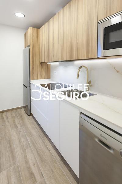 Foto cba52070-d987-47f5-8616-2aeb2572f2eb. Affitto attico con riscaldamento in Trafalgar Madrid