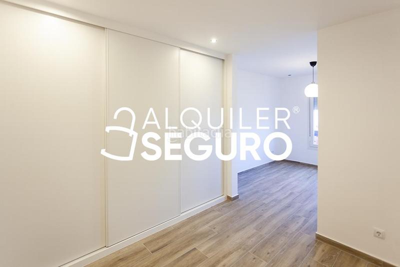 Foto 574ce7a0-c357-4a42-a56e-1fc6594c401d. Location attique avec chauffage dans Trafalgar Madrid