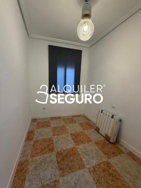 Foto 4a45dc1f-657e-442d-a66d-29f2c0c0f895. Alquiler piso  c teresa maroto en San Diego Madrid