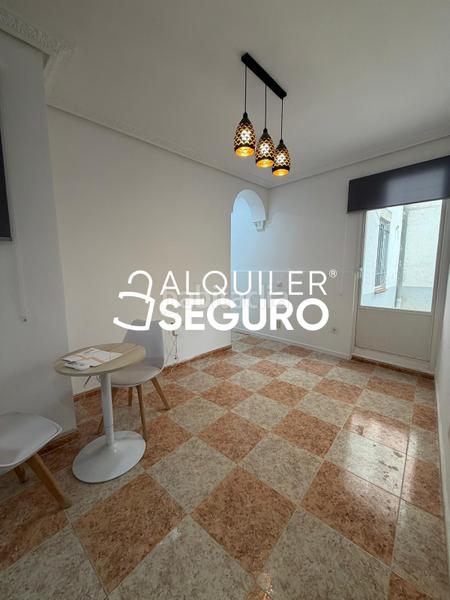 Foto f0f9e4b5-f912-4fbb-80ad-7b1f4642e518. Lloguer pis a San Diego Madrid