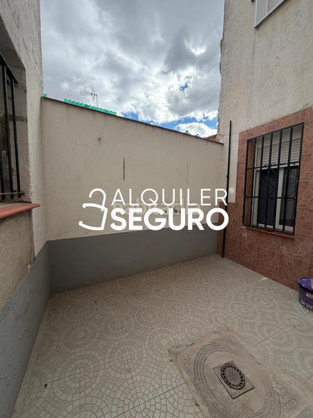 Foto f52017bc-a5fc-4f2d-98dd-284c5f732266. Miete etagenwohnung in San Diego Madrid