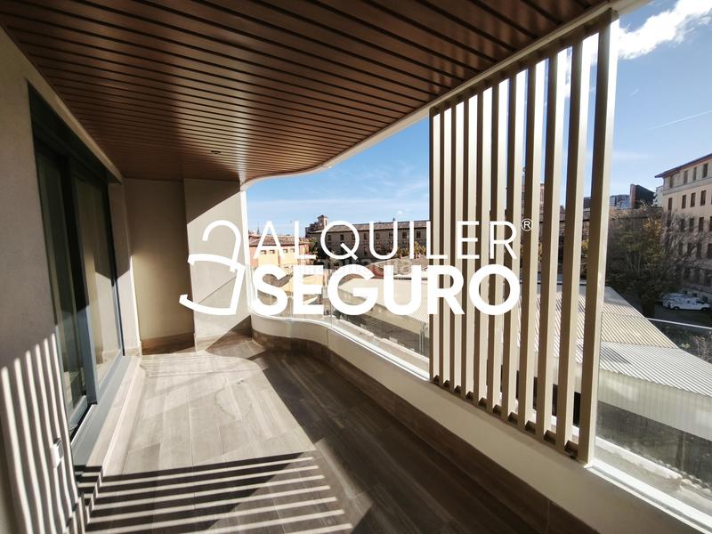 Foto 0b3a6069-af09-40b1-95f0-d2cdd0342e40. Miete etagenwohnung mit heizung parking pool in Plaza de Toros Zaragoza