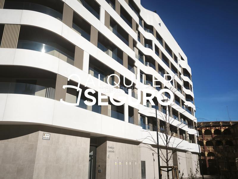 Foto 4c01224f-b2fa-4b97-abb6-5e6439224c56. Miete etagenwohnung mit heizung parking pool in Plaza de Toros Zaragoza