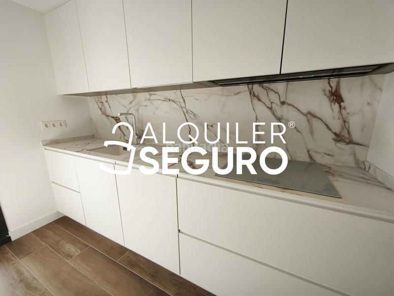 Foto 55ef2bed-3403-4789-8aba-bf18b9da71d0. Rent flat with heating parking pool in Plaza de Toros Zaragoza