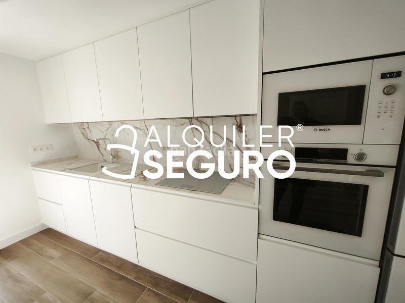 Foto d12abed2-ad74-417e-9f2f-094bf41501af. Rent flat with heating parking pool in Plaza de Toros Zaragoza