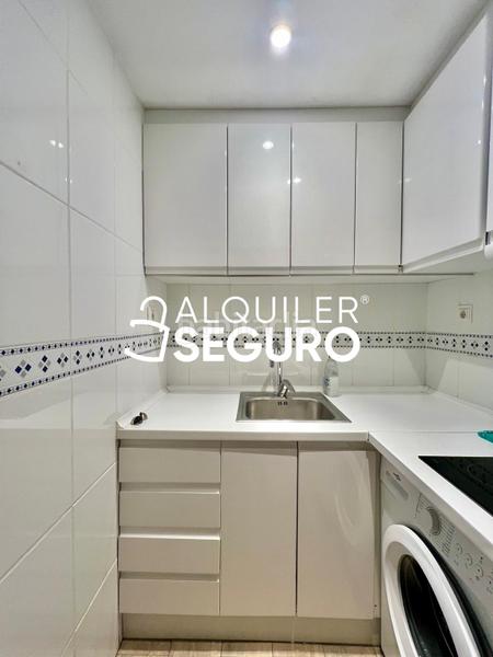 Foto 862259a8-8d07-4583-b4ac-9f40a9c78b68. Affitto appartamento con parcheggio piscina in San Juan Bautista Madrid