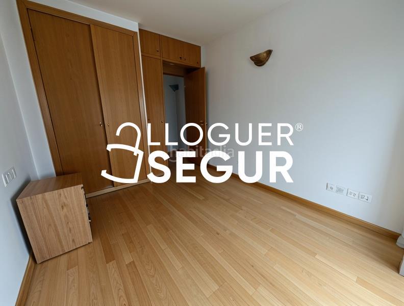 Foto 9fc98071-d6e8-4b33-88c9-e1b35fe9ab10. Location appartement dans Can Rull Sabadell
