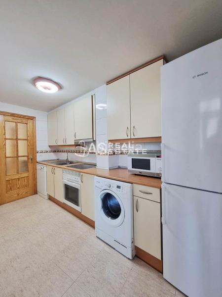 Foto 3bc9bbfe-379e-4419-9085-4cb66b176272. Flat with parking in Casa Amarilla Galapagar