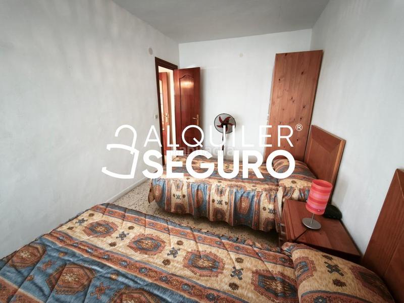 Foto 0a3dcbb7-0e23-47e3-83a4-11d06a887480. Lloguer pis a Goteta Alicante