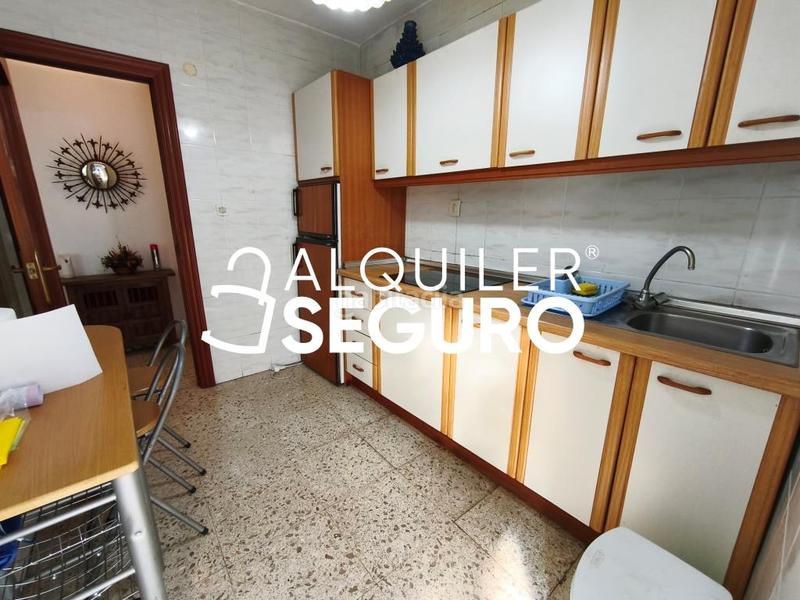 Foto 71a20508-20f4-4d4c-9b3d-578d631865fc. Location appartement dans Goteta Alicante