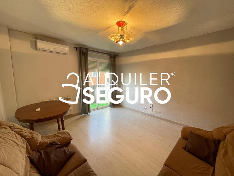 Foto 8d56ddfa-6b4a-47f7-ba9a-4008d398f7f4. Location appartement avec chauffage dans Puerta del Ángel Madrid