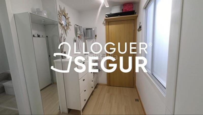 Foto ed0db241-a229-46a7-83b9-e2a2aa54f4d7. Rent penthouse in Can Vidalet Esplugues de Llobregat