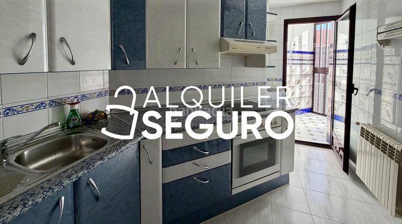 Foto 797906fe-0d04-41be-b579-8d2bc79858ac. Rent flat with heating parking pool in Orcasitas Madrid