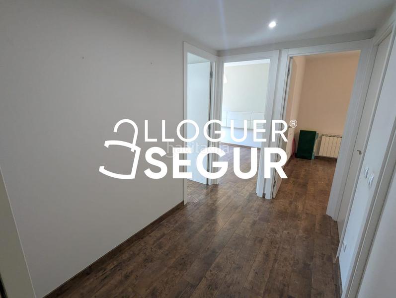 Foto c7e775a1-cc49-4d03-b956-073217b81fac. Rent flat with heating parking in La Marina del Port Barcelona