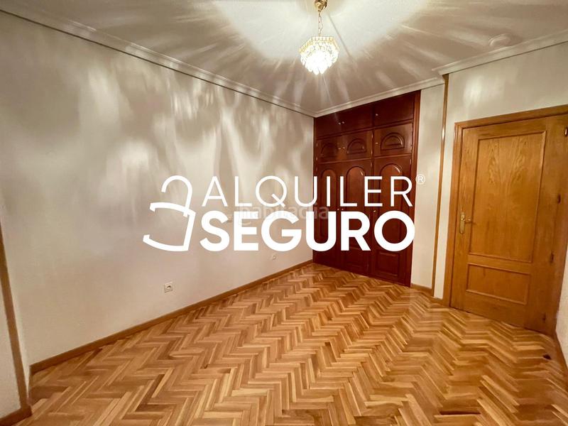 Foto 4673ff51-3258-4278-b087-d55d66ae34f9. Location appartement avec chauffage dans San Isidro Madrid