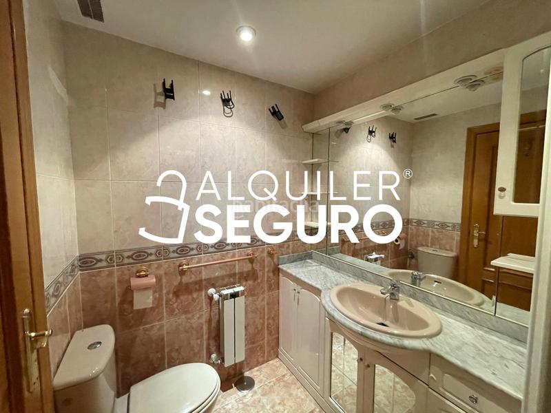 Foto 786940b1-f2f7-487c-8662-2d33e132881c. Location appartement avec chauffage dans San Isidro Madrid