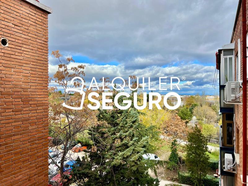 Foto e27506fa-2a80-41bd-a044-6af4c926619a. Location appartement avec chauffage dans Pinar del Rey Madrid
