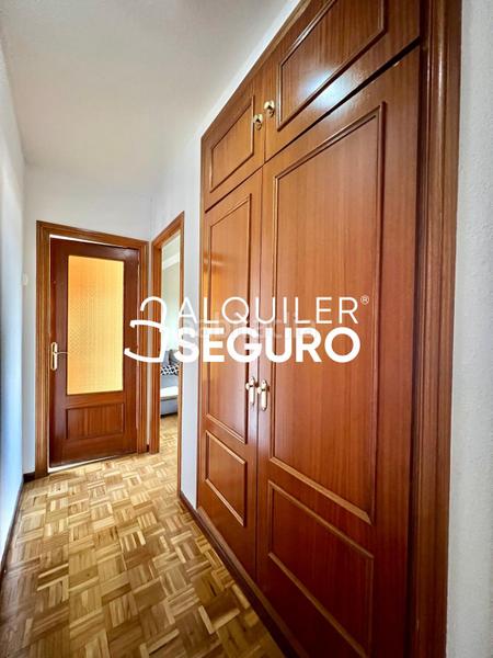 Foto 881e1305-8515-427b-81ca-ddb5449c80e9. Miete etagenwohnung mit heizung in Pinar del Rey Madrid