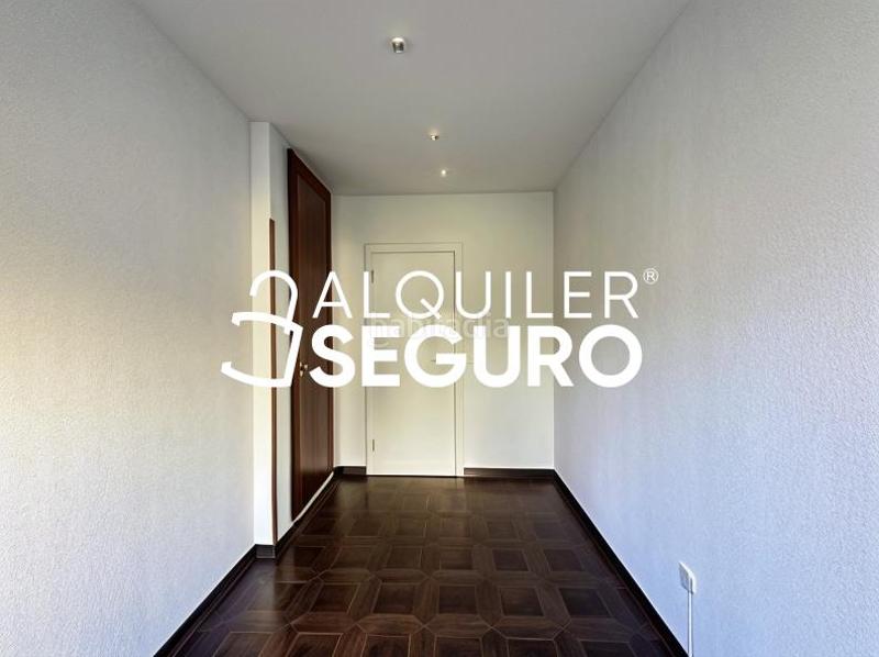 Foto a877075f-be93-455f-9da4-cbf00387a00d. Alquiler piso  c cañada real en Colmenarejo