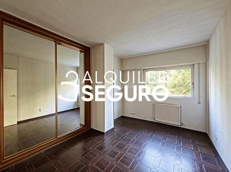 Foto d1103bce-8e31-4fc6-af83-d7f8bbc6f630. Alquiler piso  c cañada real en Colmenarejo