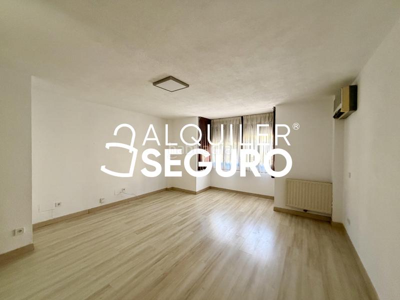 Foto 82fc2a32-31da-4373-8e24-4257b1521e23. Affitto appartamento con riscaldamento in Los Rosales Madrid