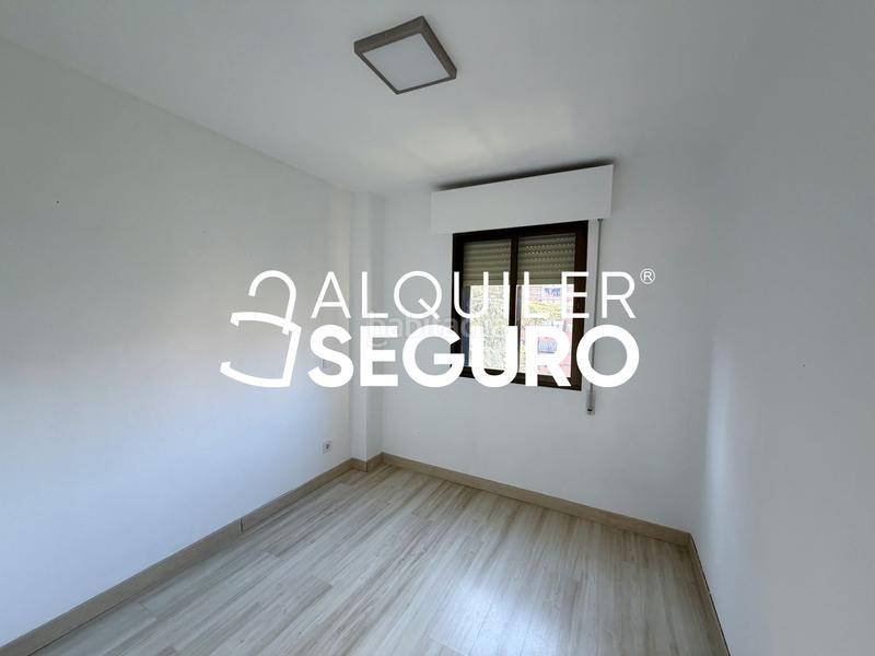 Foto c119810f-c667-40bd-bfa9-ff991bcc1517. Affitto appartamento con riscaldamento in Los Rosales Madrid