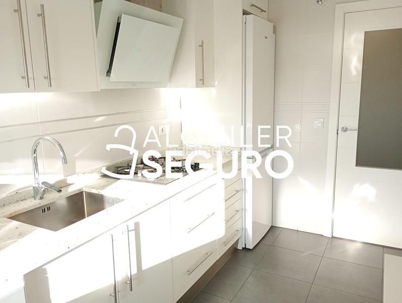 Foto ca5855d0-36ee-41a8-bbdd-39d194f68d37. Location appartement avec parking piscine dans La Unión - Cruz de Humilladero - Los Tilos Málaga