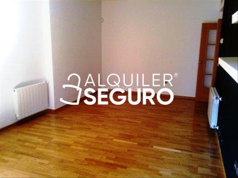 Foto 13ccad99-01f5-4a89-ae1a-b2bdc1fd1aea. Miete etagenwohnung mit parking pool in Parc Central Torrent