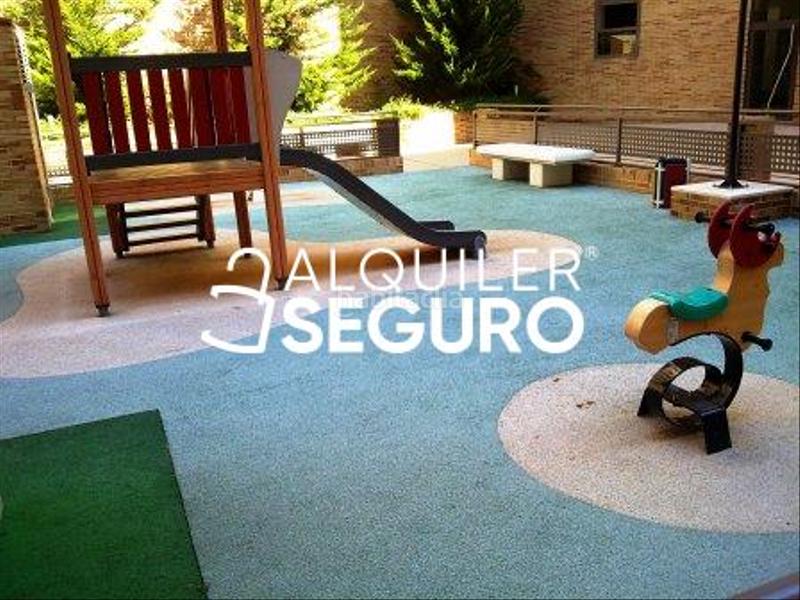 Foto 4e6a9396-59f7-4741-8503-6c73caee88d8. Miete etagenwohnung mit parking pool in Parc Central Torrent