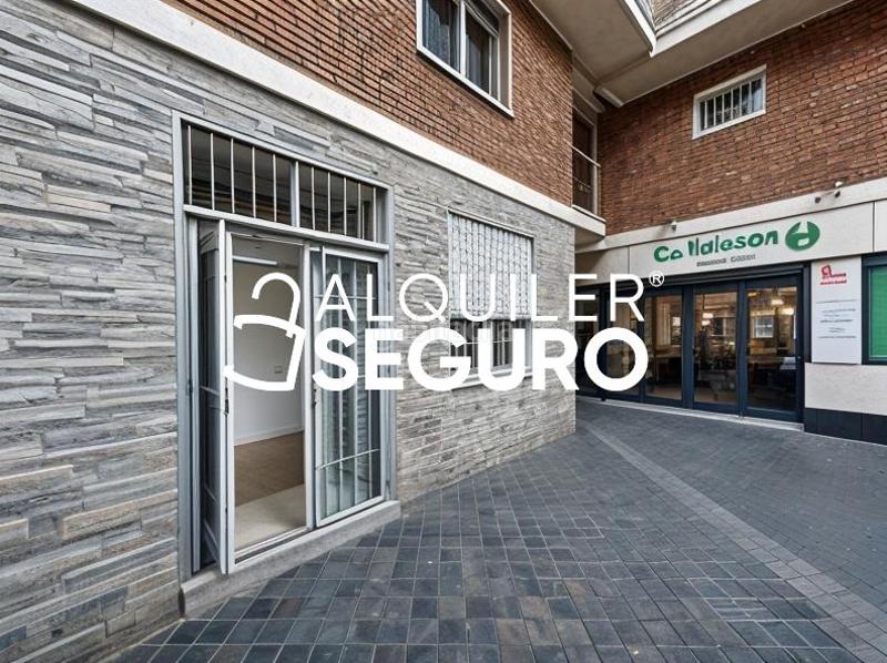 Foto 7eacb2f5-a6d8-4e8d-9293-900a5163fb96. Location local commercial dans Norte-Universidad Móstoles